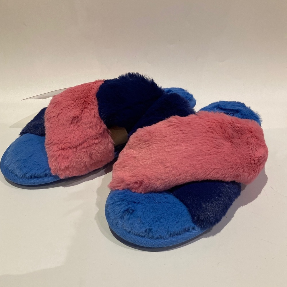 Muk Luks Womens Cross Strap Slipper Shoes Blue Pink Size Medium New